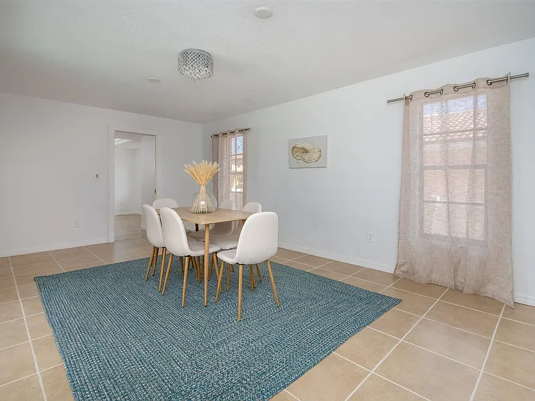 2504 Hibiscus Dr — Photo 13