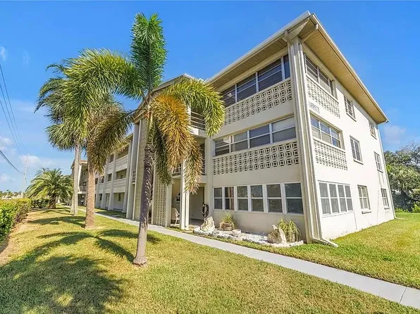 4455 Duhme Rd APT 311, Saint Petersburg, FL 33708