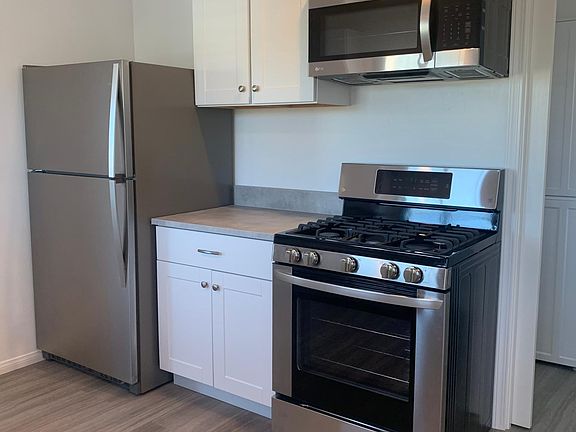 Kitchen - New Stainless Appliances