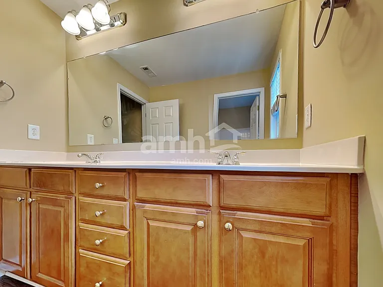 2737 Autumn Bluff Way — Photo 20