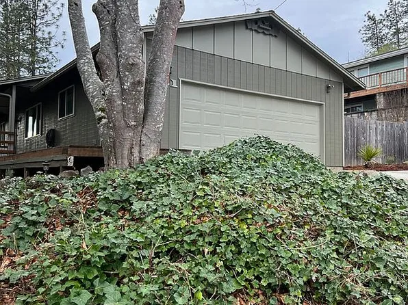 631 Terrace Ln, Sutherlin, OR 97479