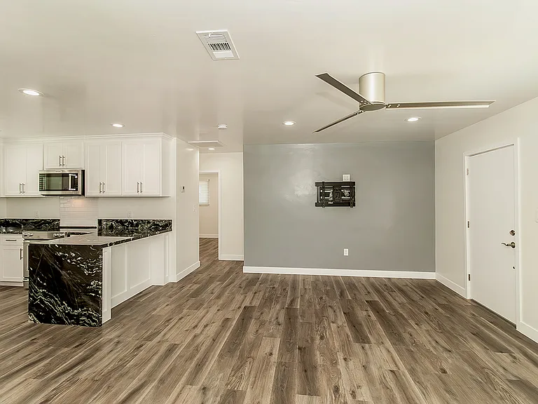 1025 Ventura St #1025 — Photo 12