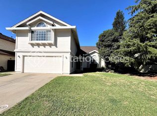 1311 Harrison Dr, Roseville, CA 95678