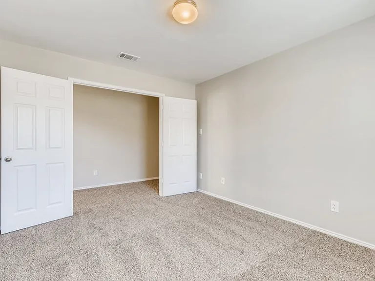 5140 Glen Eden Dr — Photo 22