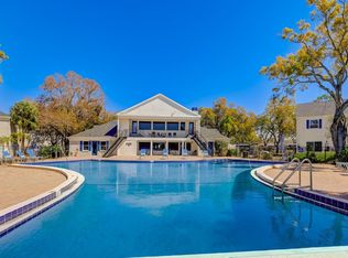 Reserve at Lake Pointe Apartments and Townhomes, Saint Petersburg, FL 33712