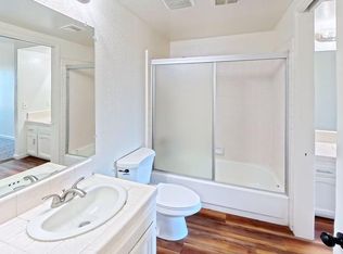 1519 Willow Ave #103W, Clovis, CA 93612