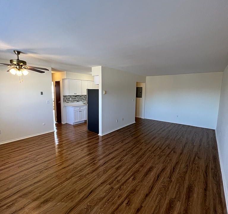 2nd image of 256 Belleville Ave #C2