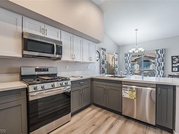 2nd image of 7231 Indian Creek Ln Unit 203