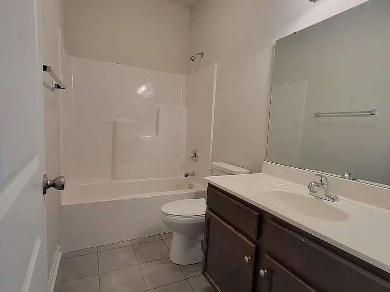 1035 Old Trail Rd — Photo 7