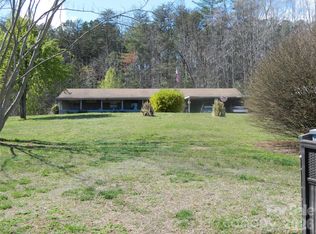 2797 Playmore Beach Rd NW, Morganton, NC 28655