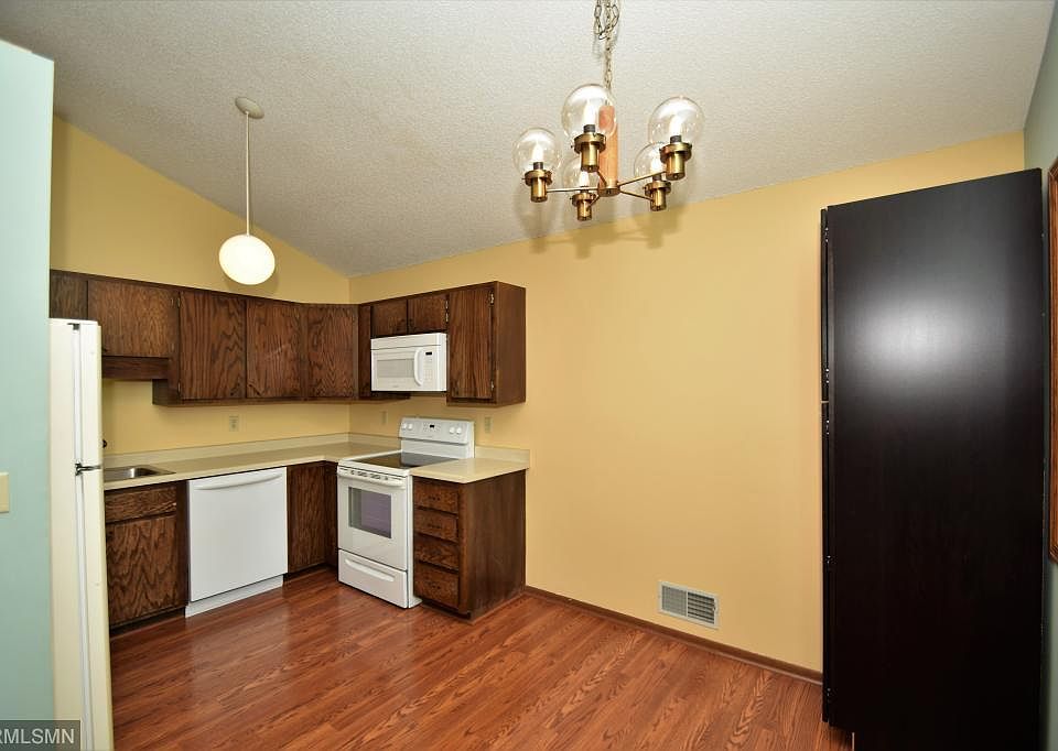 1st image of 2296 Long Ave