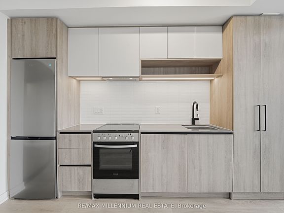 5th image of 181 Sterling Rd #314