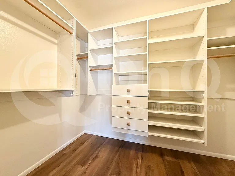 4950 E Lake Point Cir — Photo 18