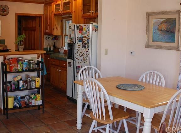 5th image of 232 Whittley Ave