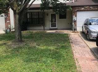 4 Hathaway Dr, Sicklerville, NJ 08081