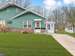 203 Elmtowne Blvd, Hammonton, NJ 08037