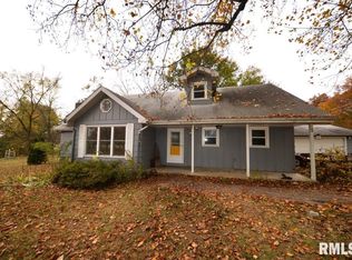 16473 N Casey Pike Ln, Mount Vernon, IL 62864