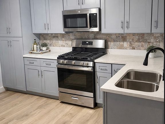 3rd image of 8828 N Leslie Ln APT 1F