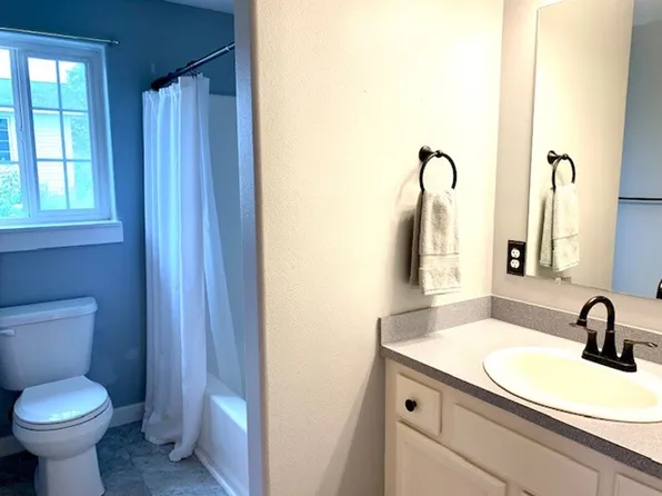 462 Shearwater Way, Kodiak, AK 99615