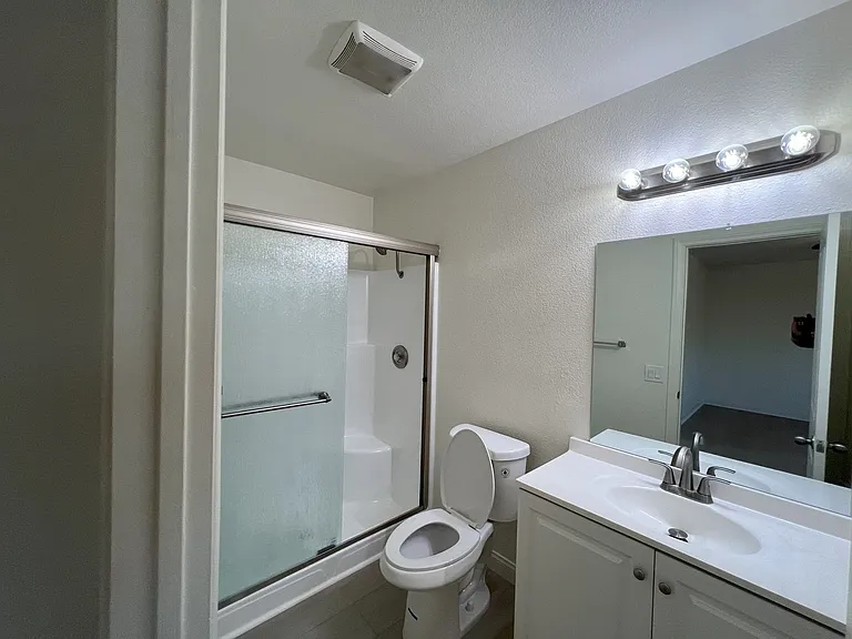 431 Van Houten Ave — Photo 10