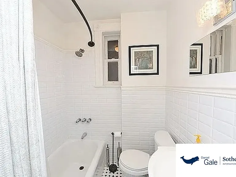 160 Berkeley Pl #2R — Photo 9