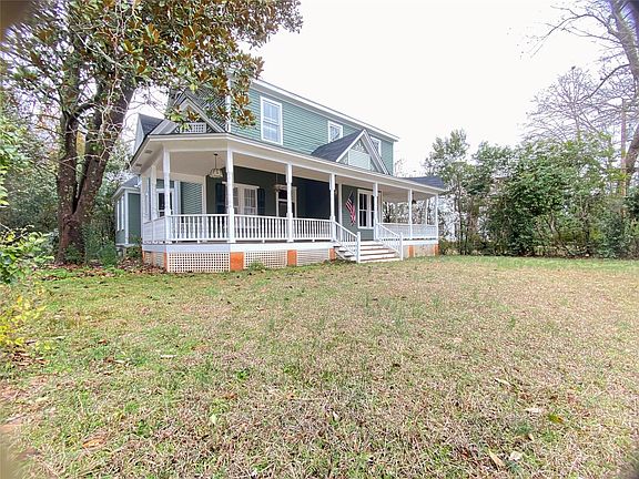 2nd image of 223 E Robert Toombs Ave