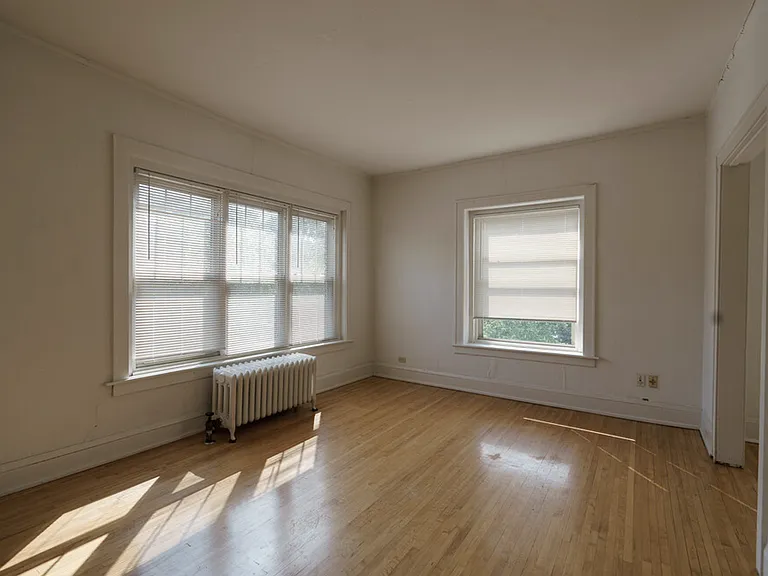 2400 Harriet Ave Apartments | Origen Living — Photo 10