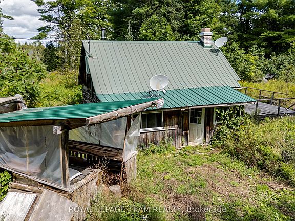 3rd image of 884 Concession Rd #7