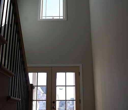 4th image of 81 Hartley Dr