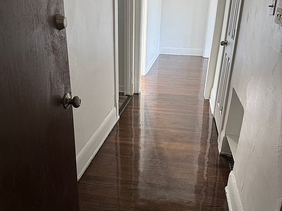5th image of 5001 W Ferdinand St #1