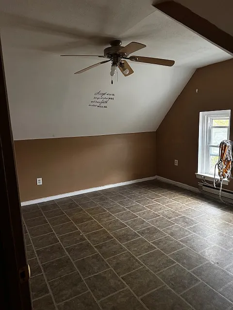 3 bed, $1,250 — Photo 3