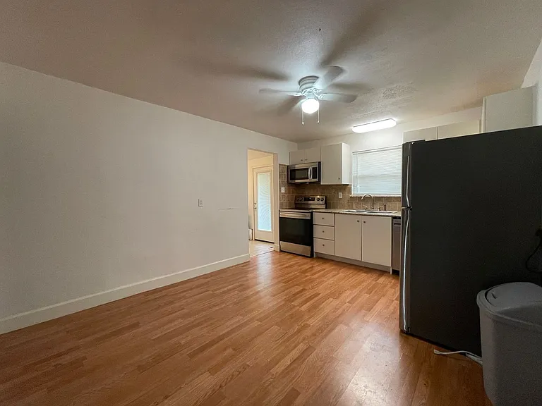 809 Glen Garden Dr — Photo 5