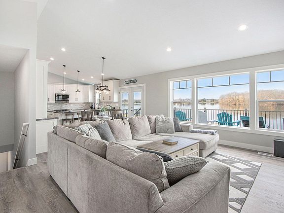 5th image of 61444 Crystal Beach Dr