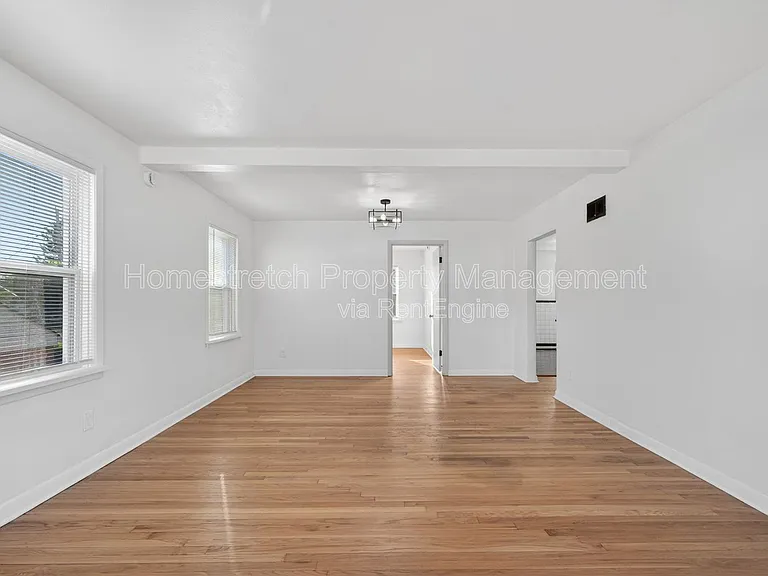 4707 Roxie St — Photo 17