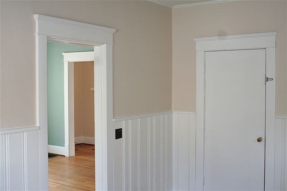 310 E State St - Property Image