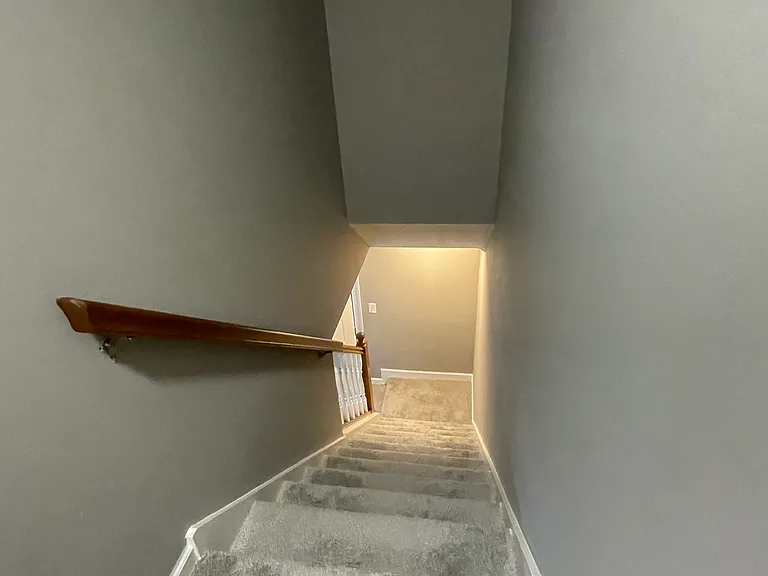 6146 Winfield Ct — Photo 11