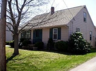 19 Columbia St, Lewiston, ME 04240