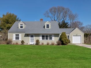 104 Griffing Ave, Westhampton Beach, NY 11978