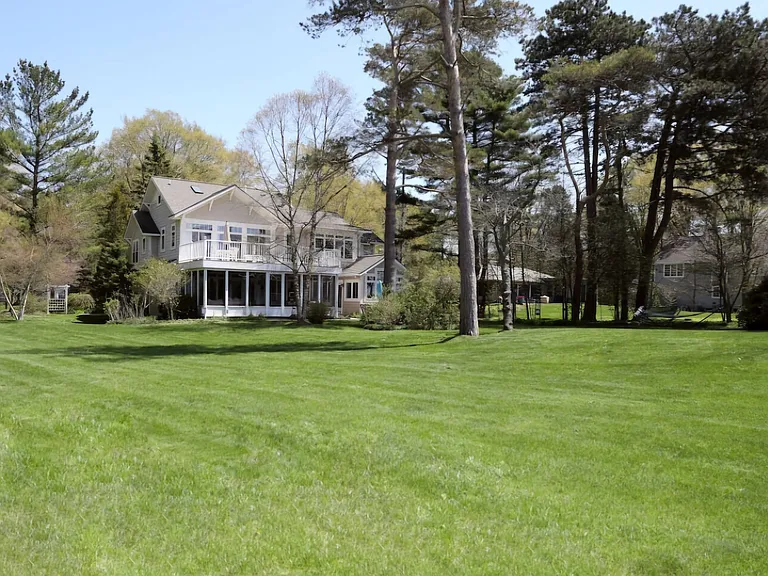 4455 N Lakeshore Dr — Photo 25