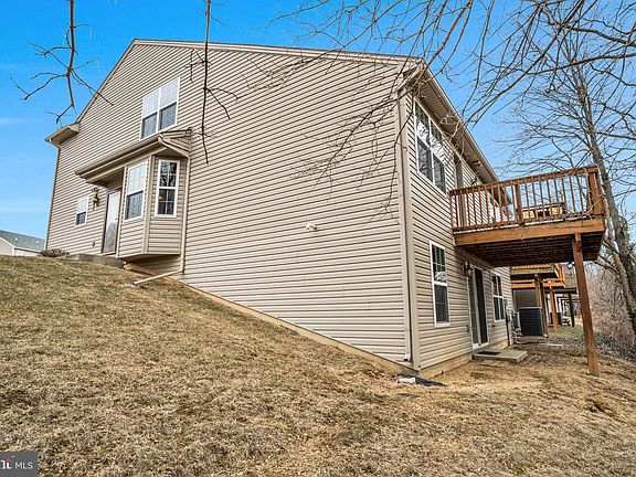 5th image of 6111 Sawgrass Ct