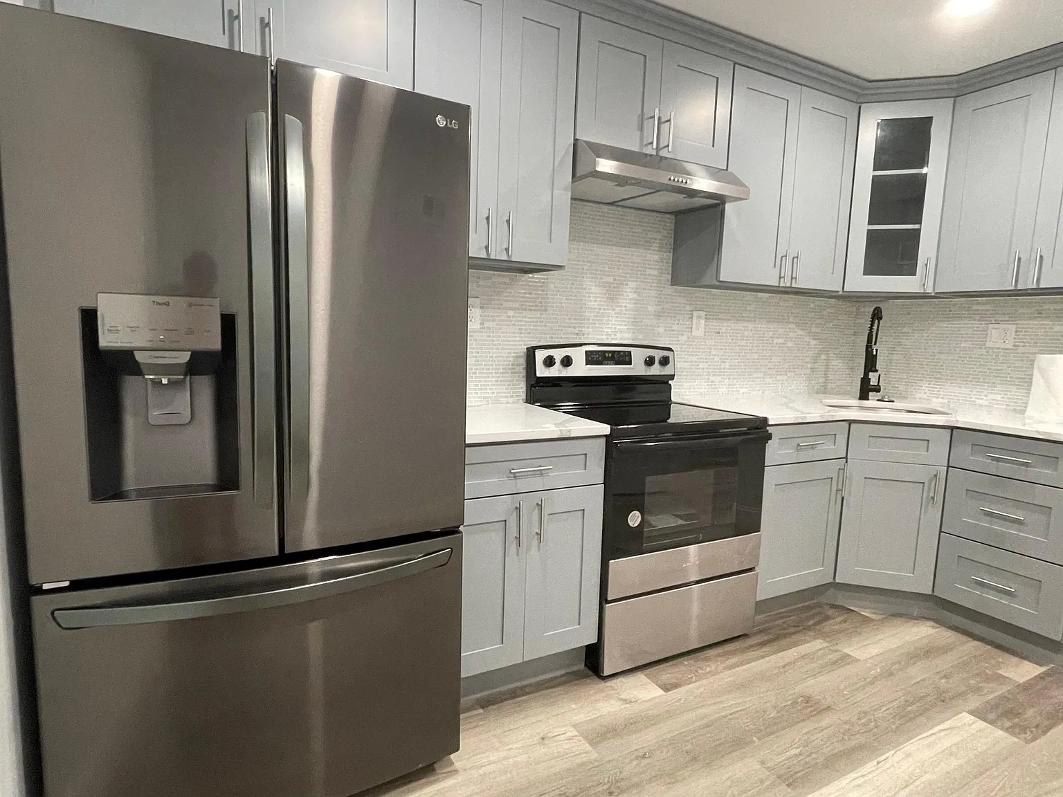 2 bed, 1.5 bath, 1000 sqft, $2,150 — Photo 2