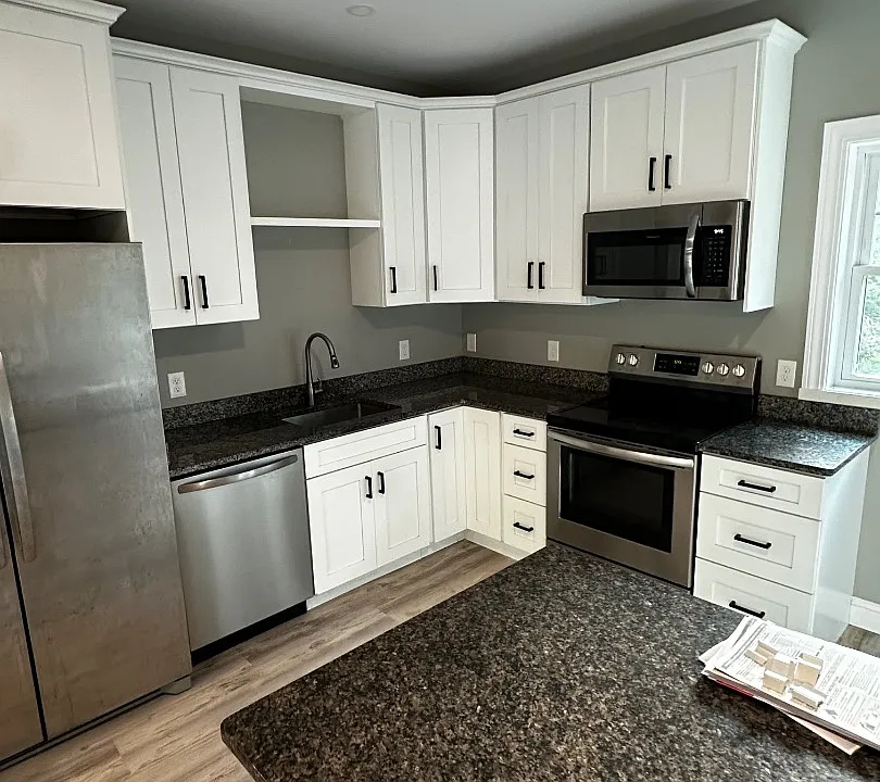 3 Emerald Dr #C