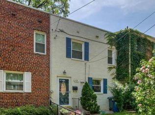 2935 Landover St, Alexandria, VA 22305