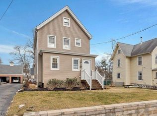 107 Summit Ave #2, Chatham, NJ 07928