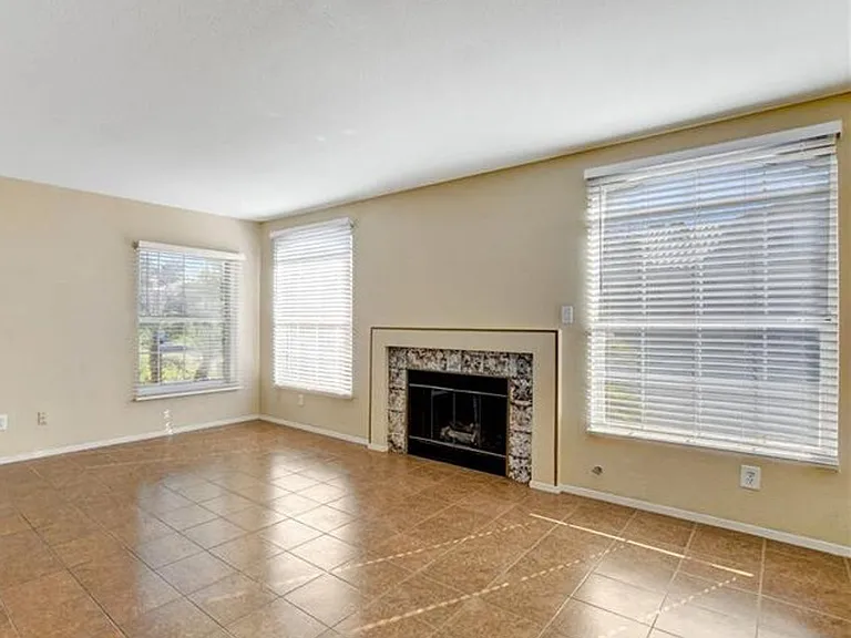 8456 Indigo Sky Ave — Photo 4