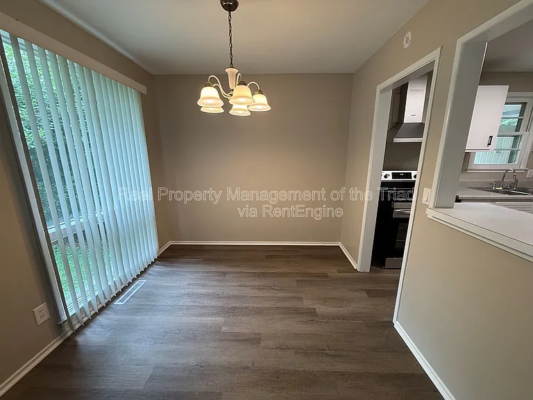 2523 Overbrook Dr — Photo 6