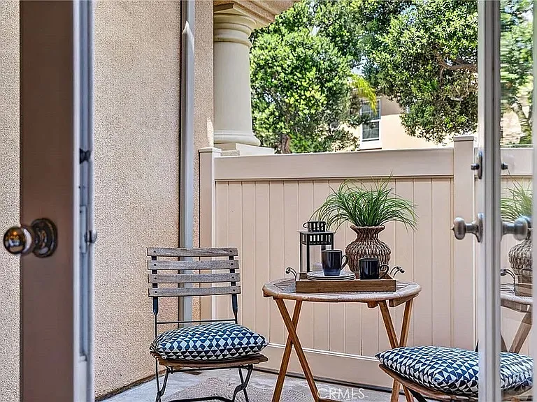 19123 Alexa Ln — Photo 24