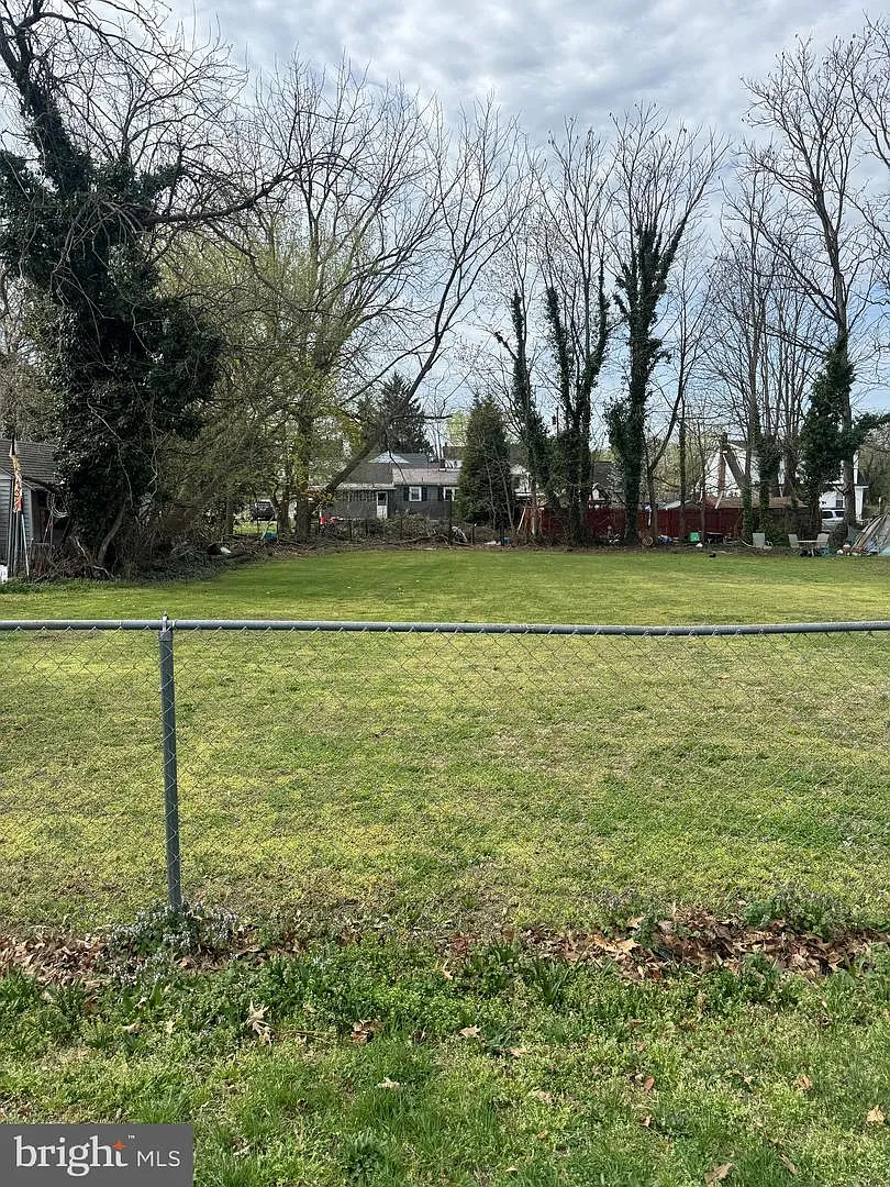 0 Monroe St photo 1