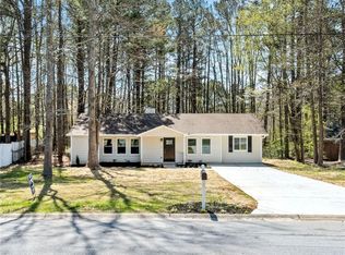 3435 Stallion Ct, Powder Springs, GA 30127