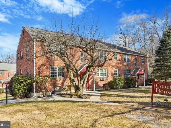 100 N Roberts Rd APT D, Bryn Mawr, PA 19010